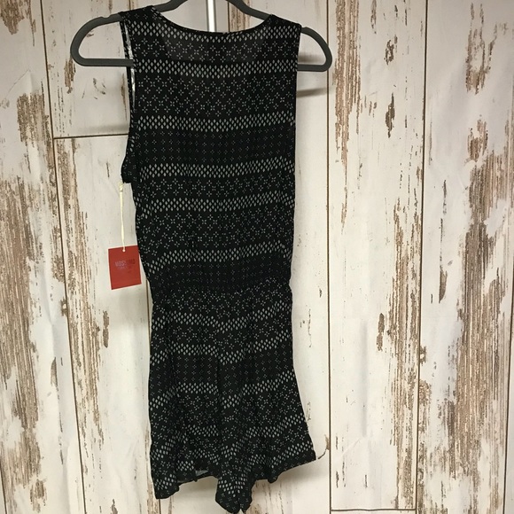 Romper - Picture 5 of 7